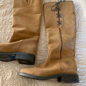 Ariat nubuck boots size 8.5